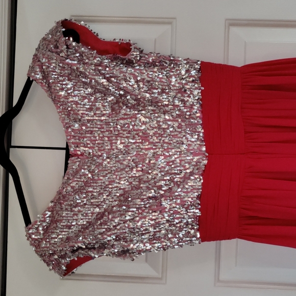 Pink formal dress - Picture 5 of 8